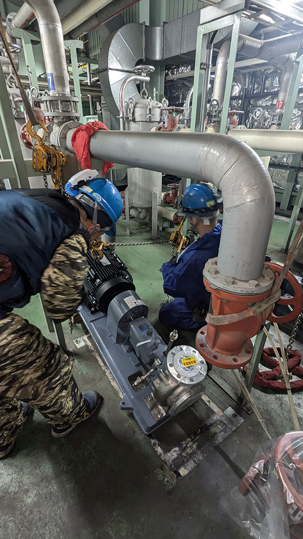 新規更新ポンプ設置作業（2）
